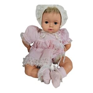 Vintage 1968‎ Uneeda Baby Doll 16" W Outfit Blue Eyes Collector Plush Body